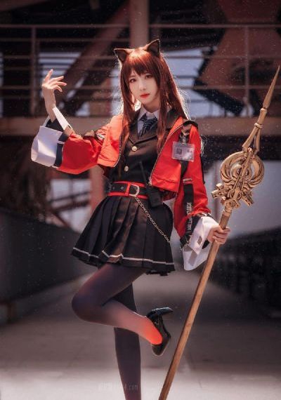 欧美明星丝巾街拍_BD国语神马影院在线