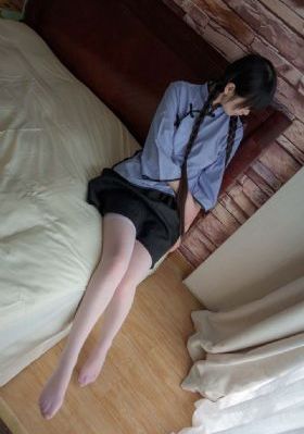 丰满少妇毛片一区二区免费视_4K日本电影免费